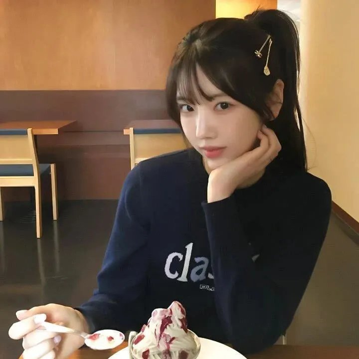 黄色眼泪